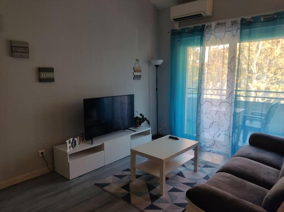 Apartment Joli Dans Quartier Calme De